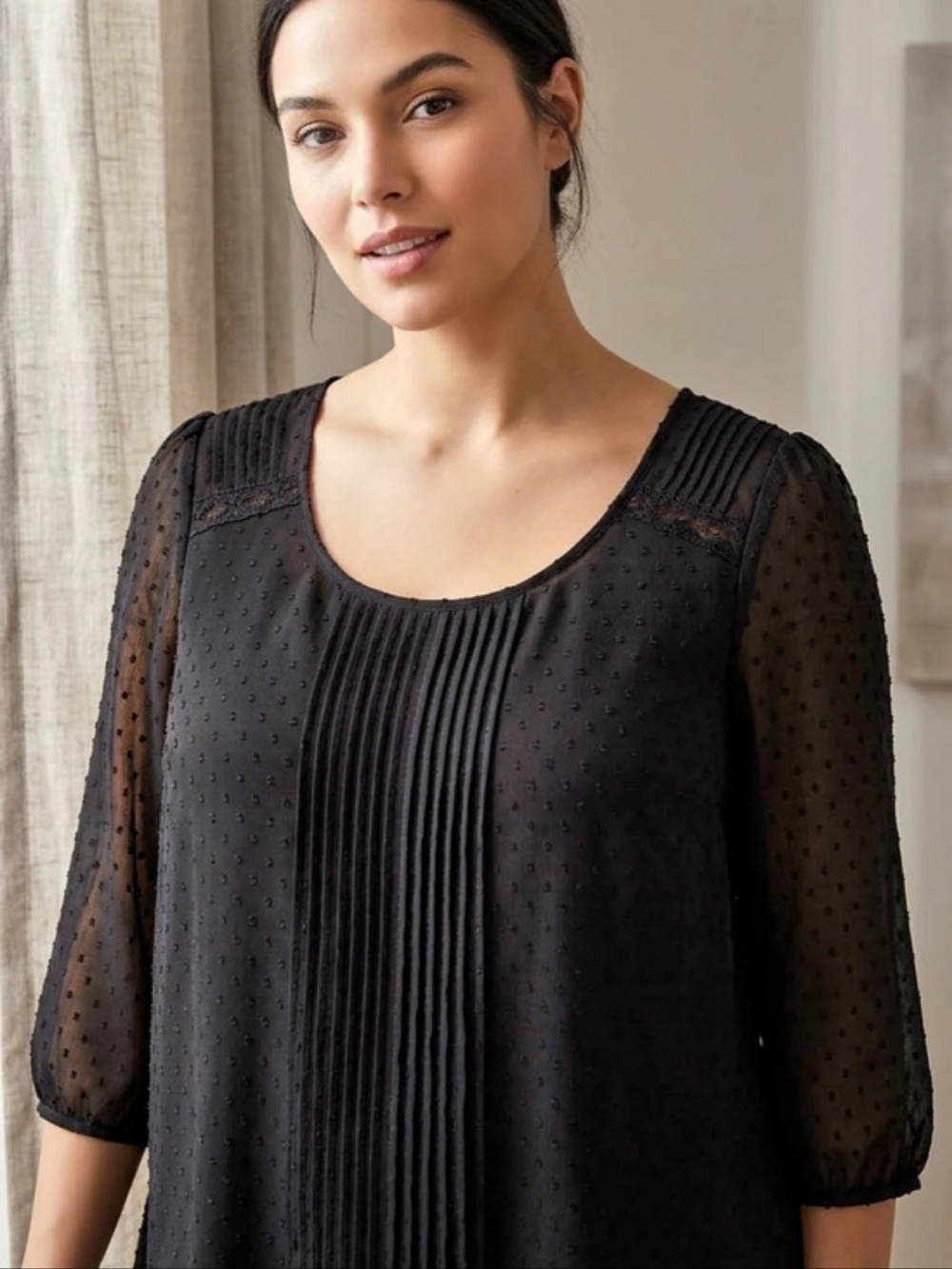 Lauren Conrad Black Swiss Dot Pintuck Blouse Size Medium Like New